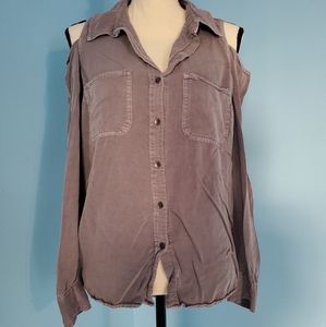 Rock & Republic Gray Cold Shoulder Button Up Shirt